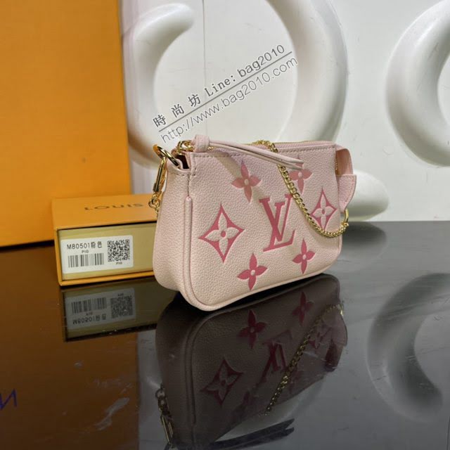 LOUIS VUITTON專櫃新款包包 路易威登Mini Pochette Accessoires手拿包 LV字母漸變鏈條女包 M80501  ydh4040